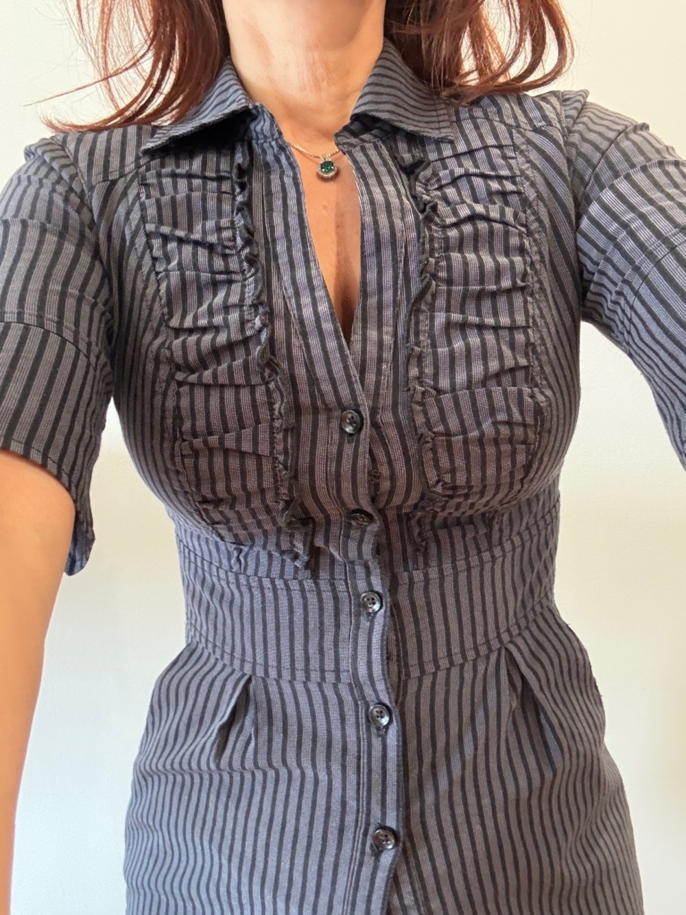 Elegant Chado blouse with ruffles figure flattering